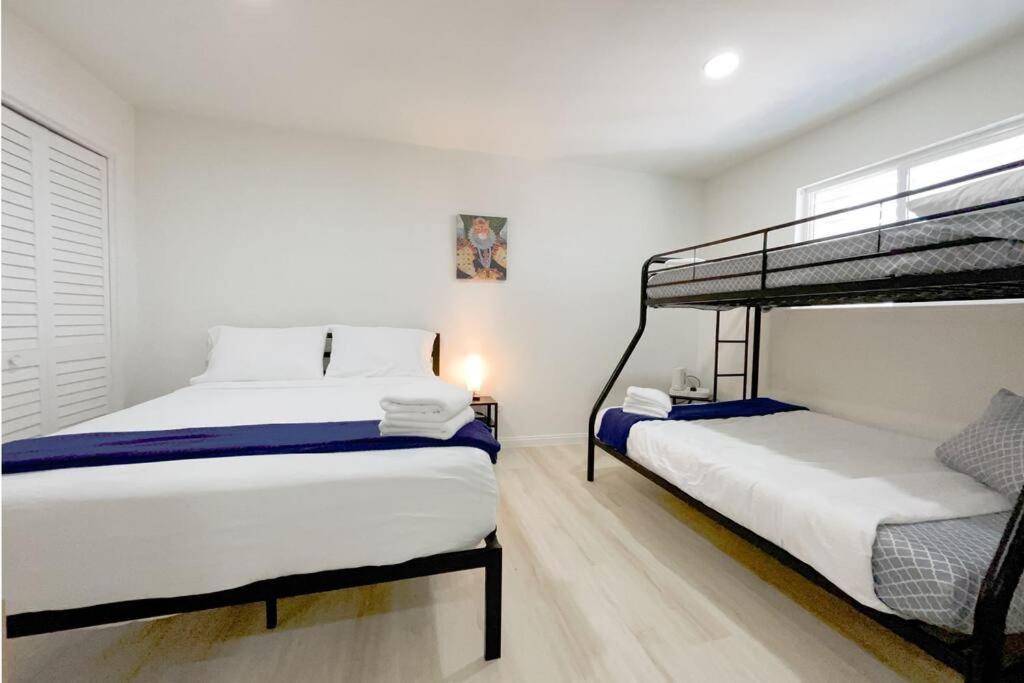 Roomy Home 5 Mins From Attractions กาลเวสตัน ภายนอก รูปภาพ